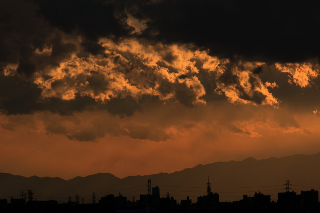 街の夕暮れ