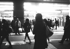 新宿駅にて
