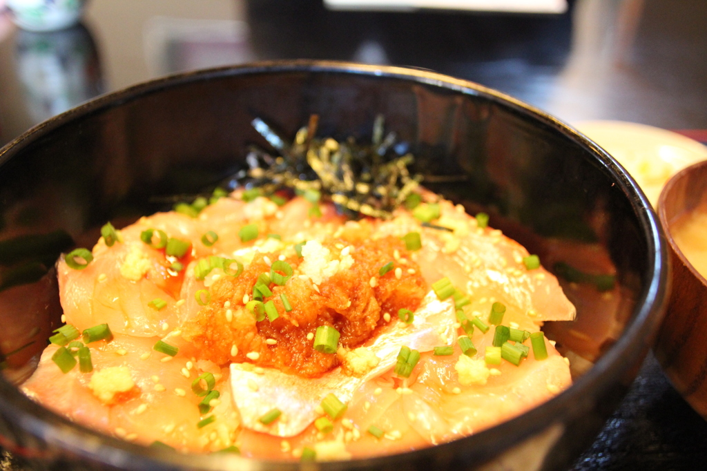 きんめ鯛おろし丼♪