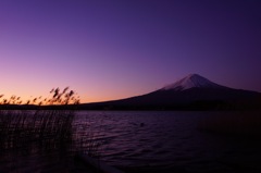 静寂に包まれた富士山