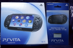今度は本当に、PlayStation Vita　ｷﾀ━━━(ﾟ∀ﾟ)━━━!