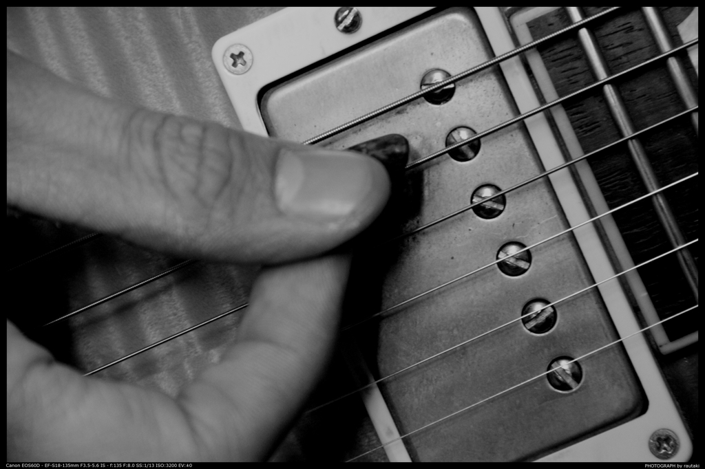 Guitar_02