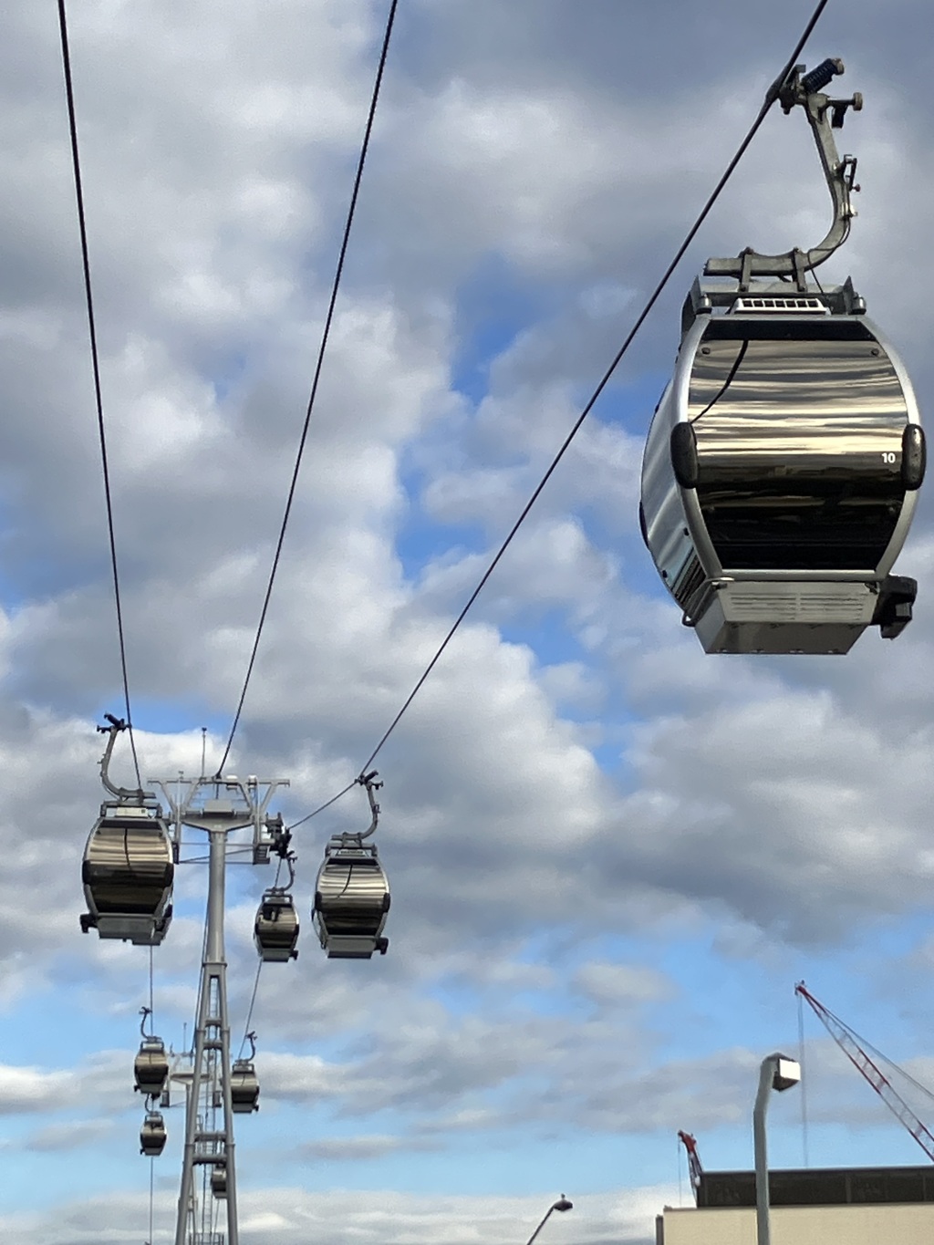 横浜エアキャビン