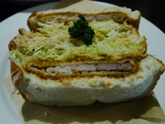 キャベツたっぷりカツサンド