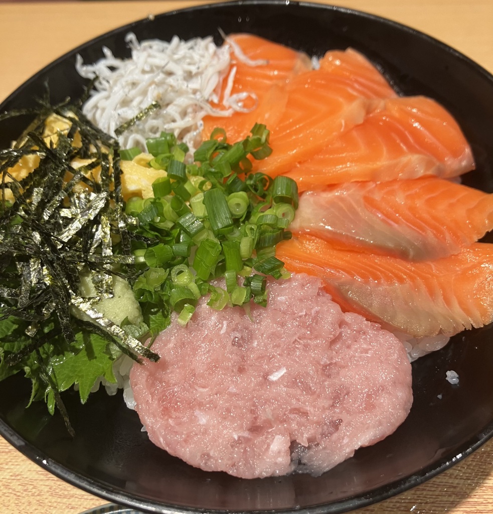 海鮮丼