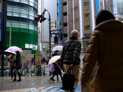 雨の新宿