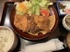 鳥カツ定食