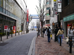 新宿郵便局通り