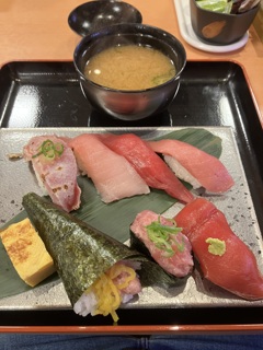 沼津魚がし鮨のマグロランチ