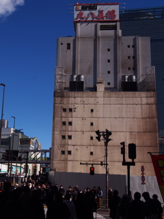 丸八の塔