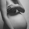 妊娠９ヶ月でヌードに挑戦