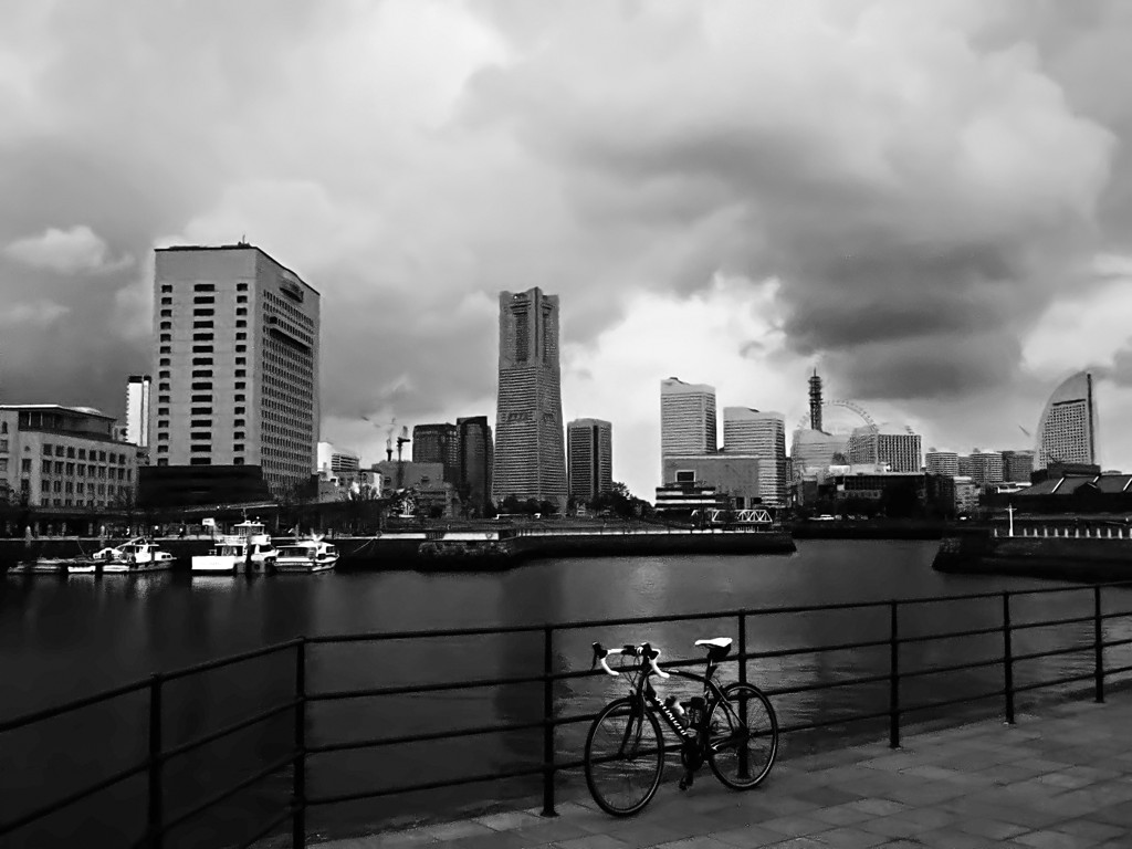梅雨空のYOKOHAMA