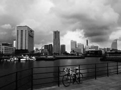 梅雨空のYOKOHAMA