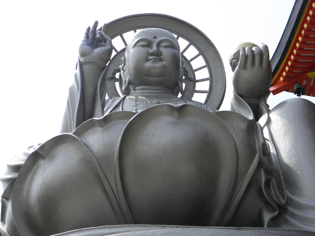 大きな仏像