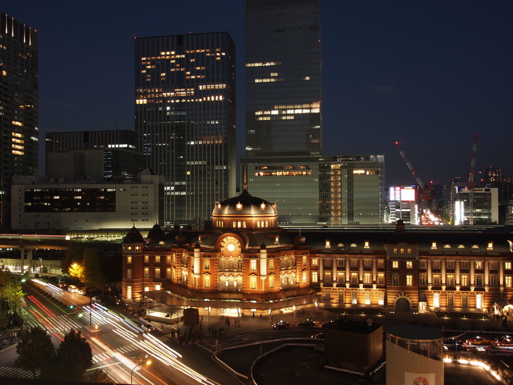 東京駅　新丸ビルから
