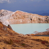 白根山の湯釜