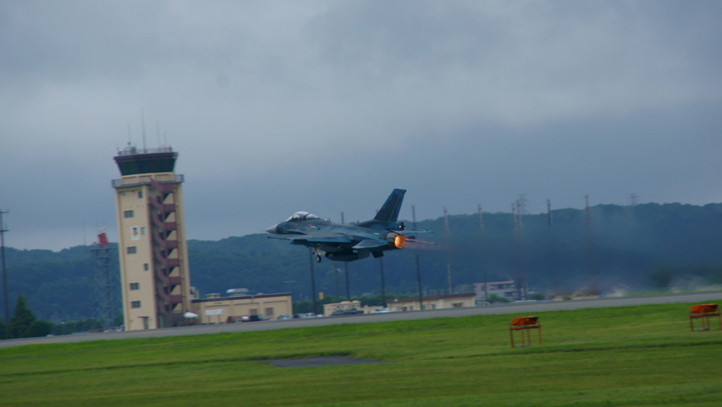 F2＠横田基地