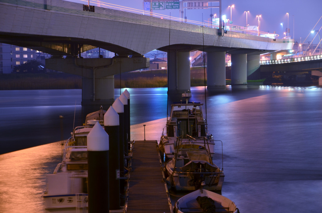 佇む桟橋