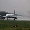 雨の高松空港