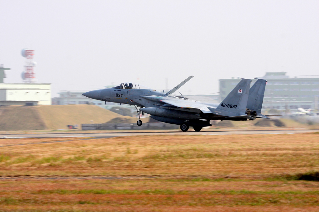 F15