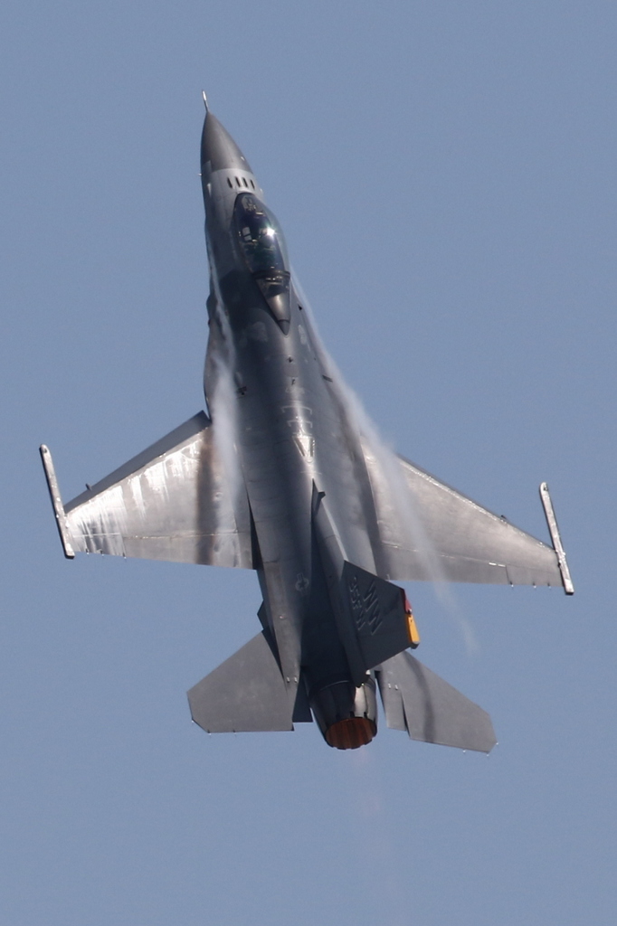 F-16