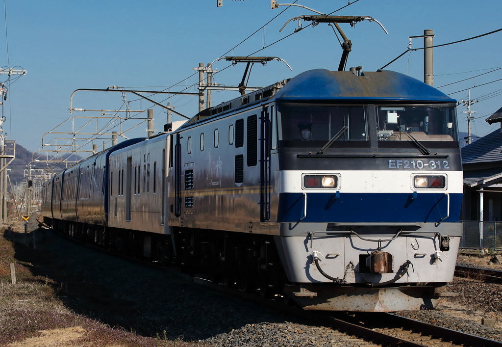 ロイヤルエクスプレス　予讃線　試運転