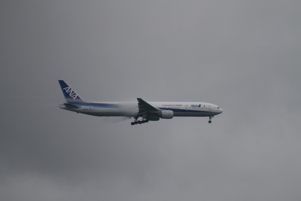 B777-300