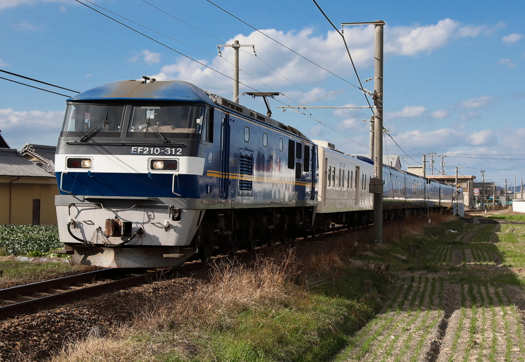 ロイヤルエクスプレス　土讃線　試運転