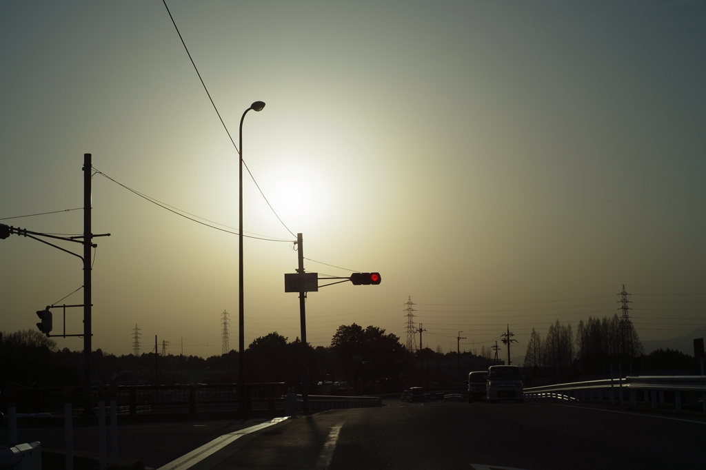 自分の車窓から「夕暮れの黄金色っぽさ」