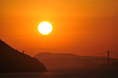 橋と夕焼け