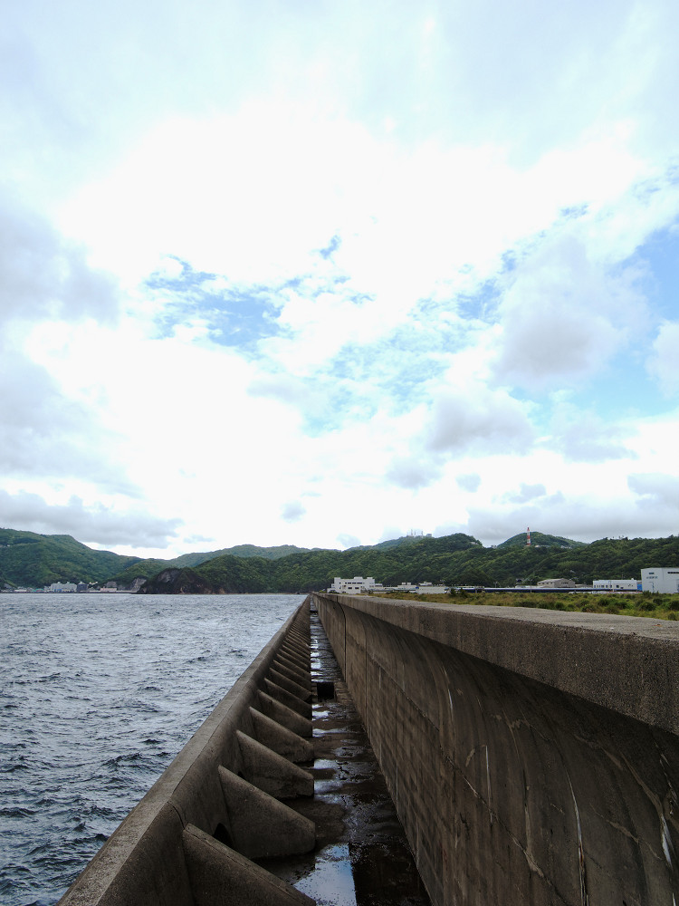 空へ続く道