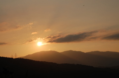 家路に急ぎ～ふと夕焼けをみる