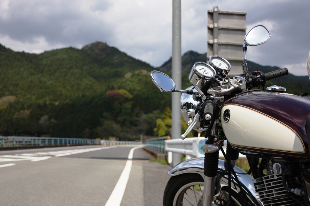 愛車SR400