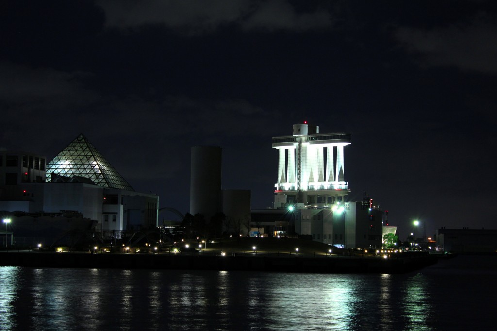 名古屋港