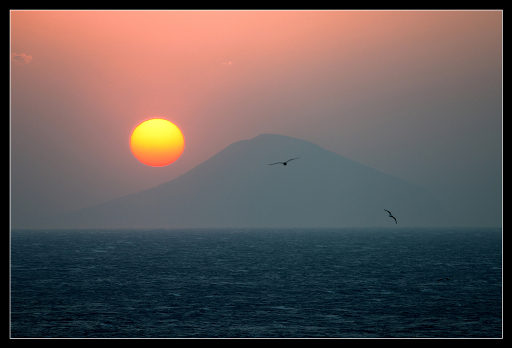 利島初日の出