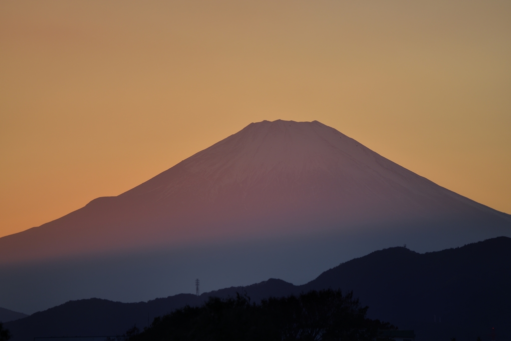 夕 日 影