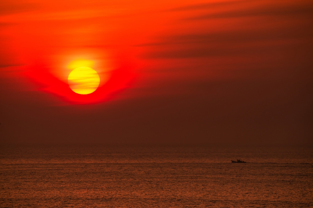 日本海落日