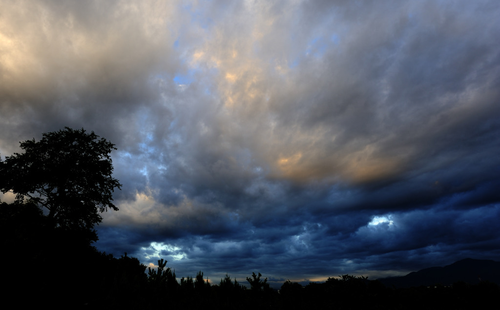 乱雲 大山へ