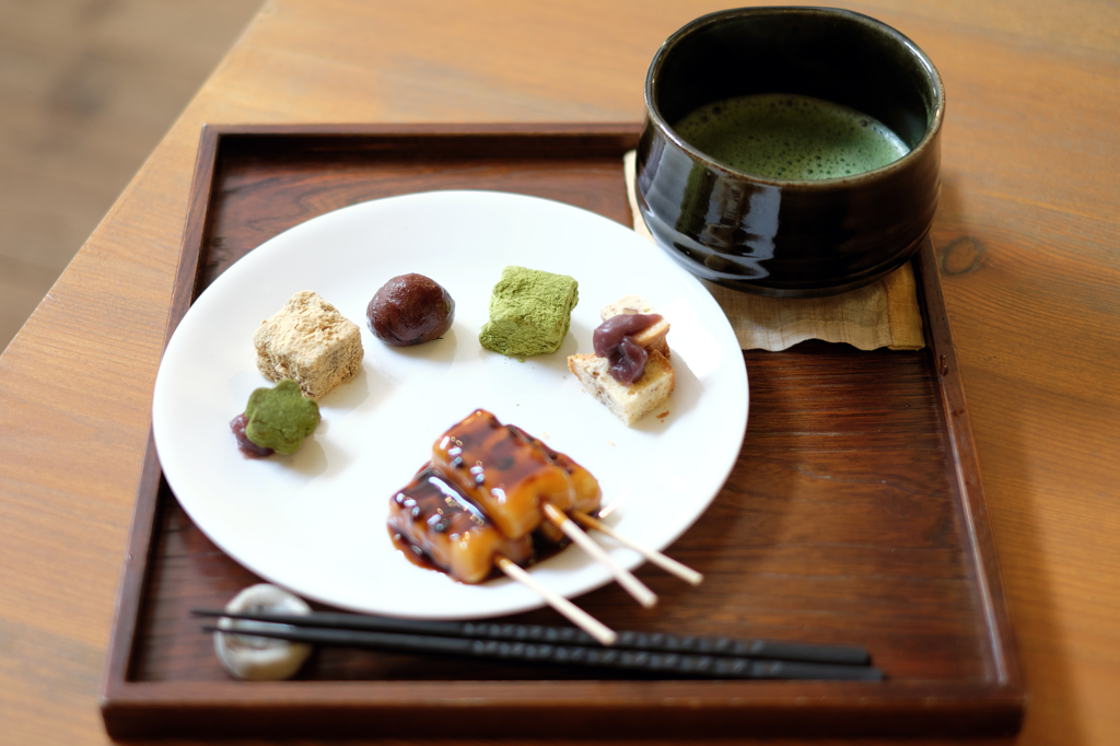 デザートは甘味点心とお抹茶♡