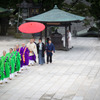 神に仕える人々