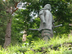 上杉謙信公像