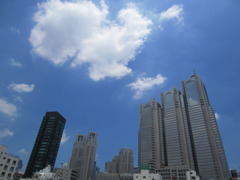 光る雲