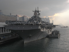 米艦が香港に現る