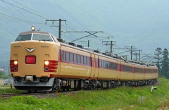485と赤いHM。　1213M　あいづライナー3号