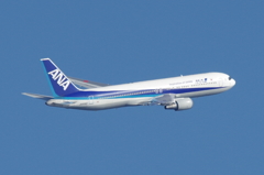 ANA B767-300 JA8360