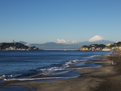 七里ヶ浜からの富士遠景