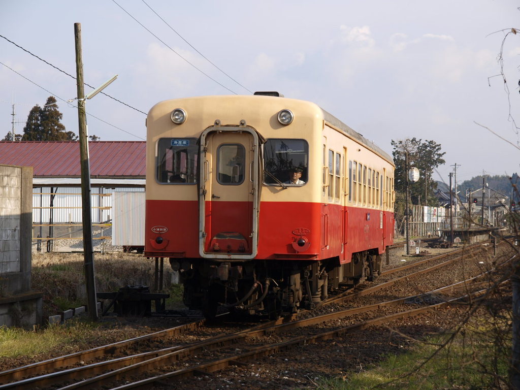 小湊鉄道　牛久駅発