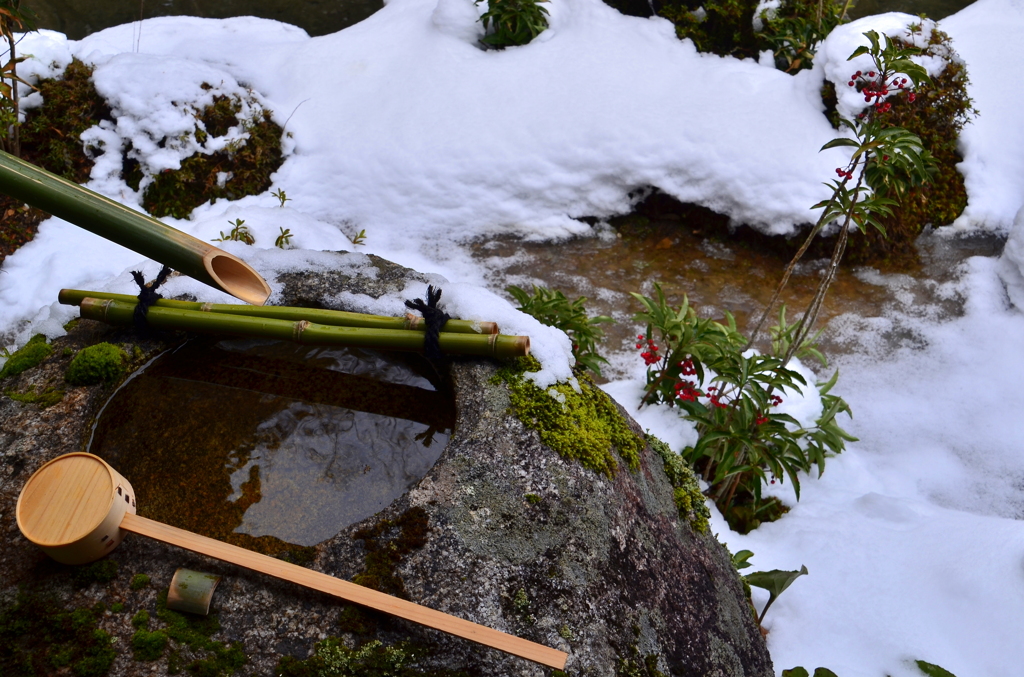 雪の蓮華寺