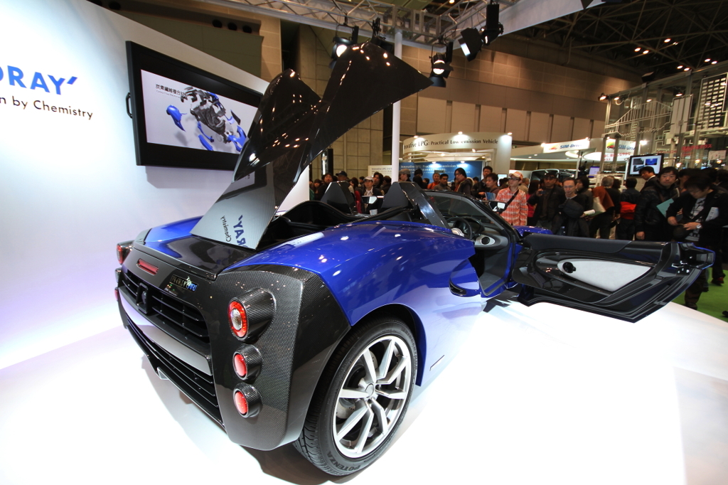 次世代の車体素材コンセプトカー 