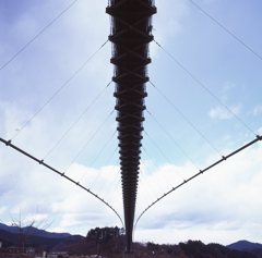 空の道。